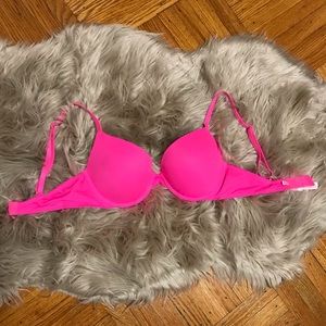 Victoria Secret - PINK Push Up Bra ✨